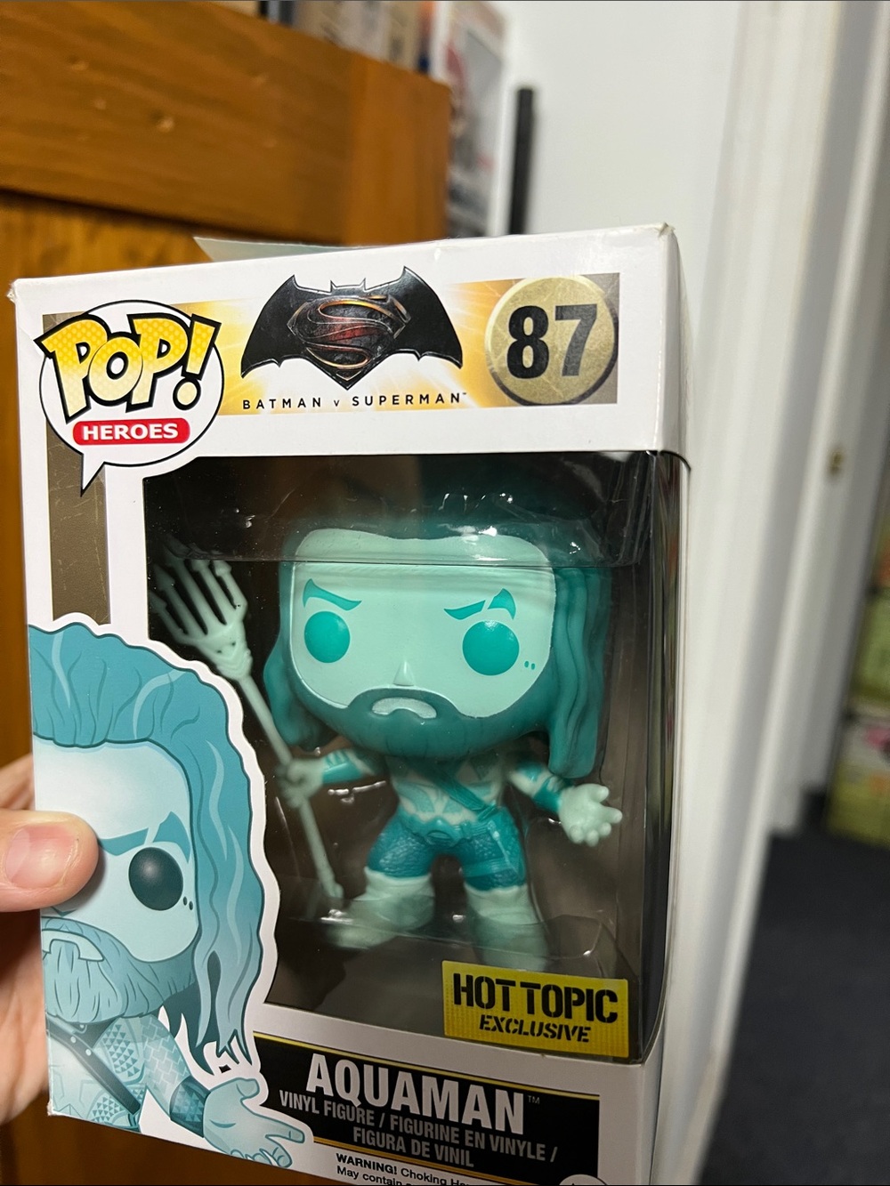 Funko Pop! Heroes Aquaman Teal Glow Hot Topic Exclusive